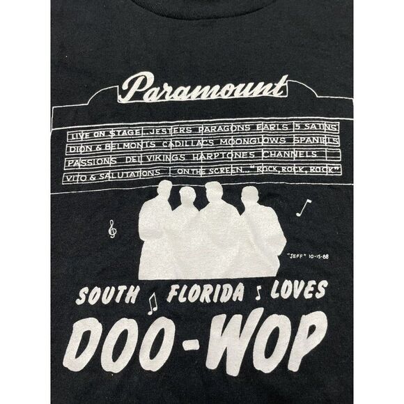 VINTAGE Paramount Doo Wop 1988 T-shirt Men Large Music 80s Single Stitch - Picture 2 of 8